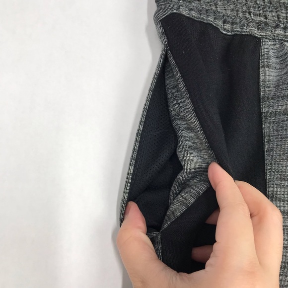 Nike Dri fit Boys Black & Gray Sweatpants - Picture 5 of 6